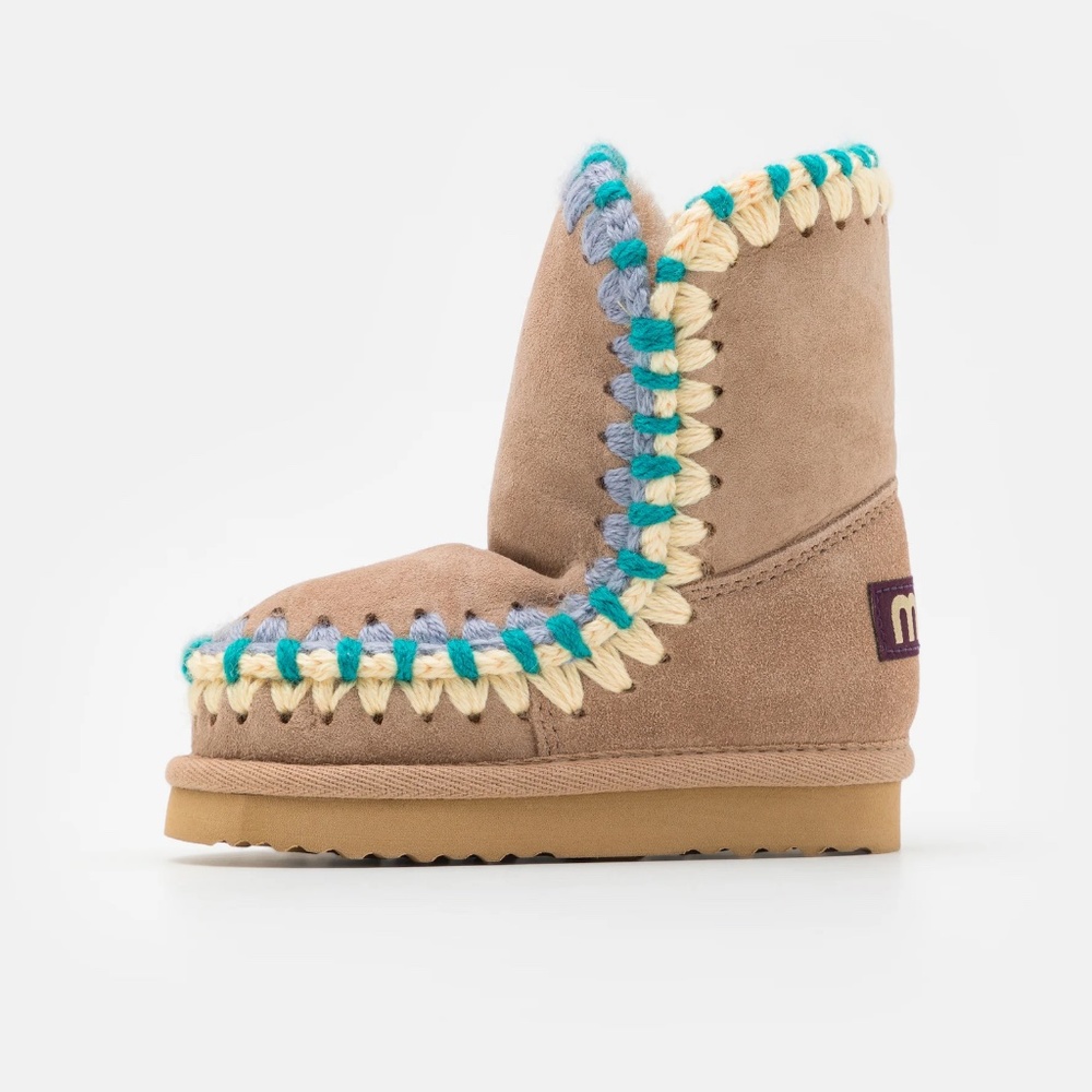 Mou Eskimo 24 Sheepskin Boots - BRAND NEW